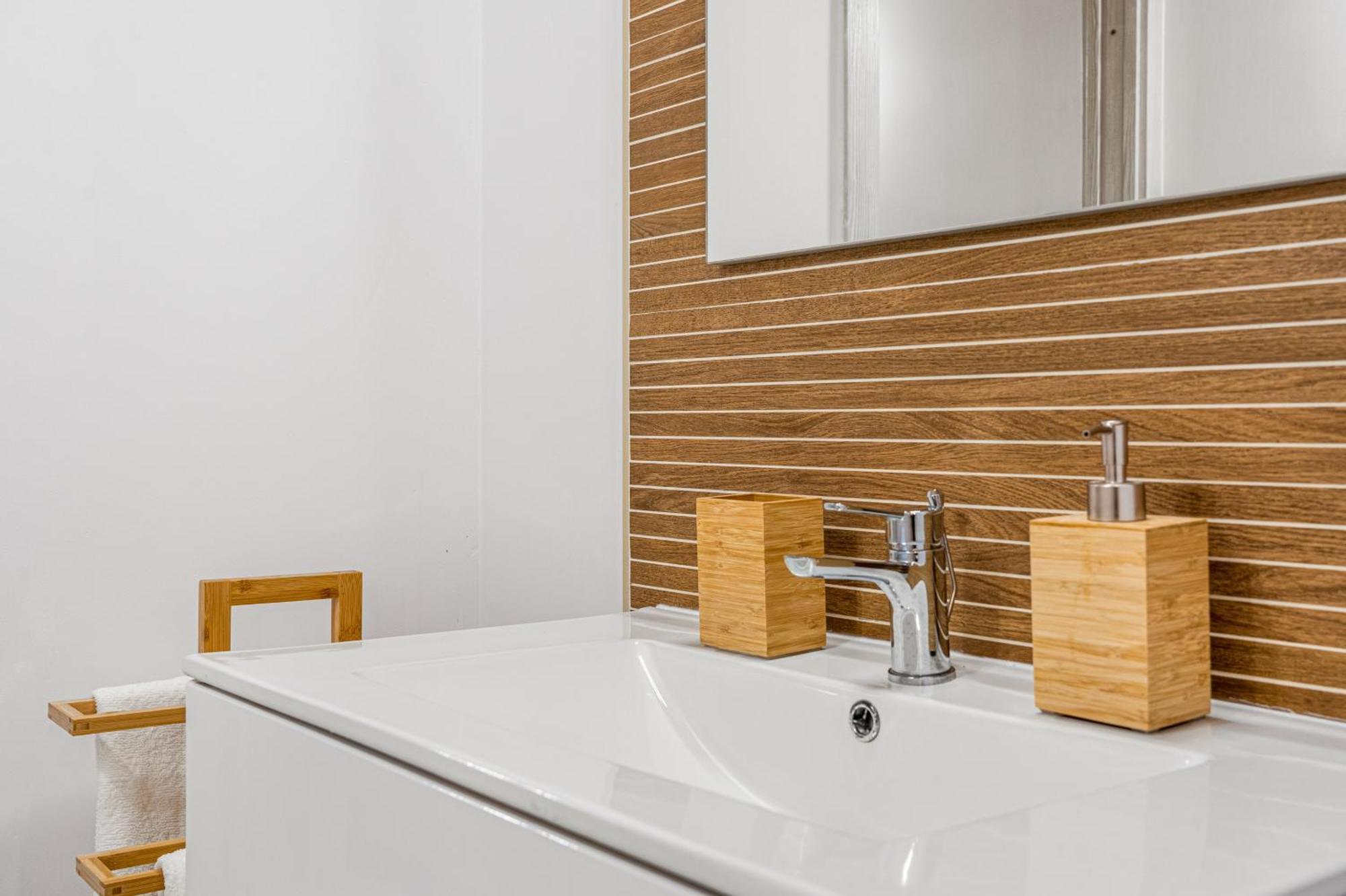 New 2024 Urban 48 Villa Cagliari Bagian luar foto