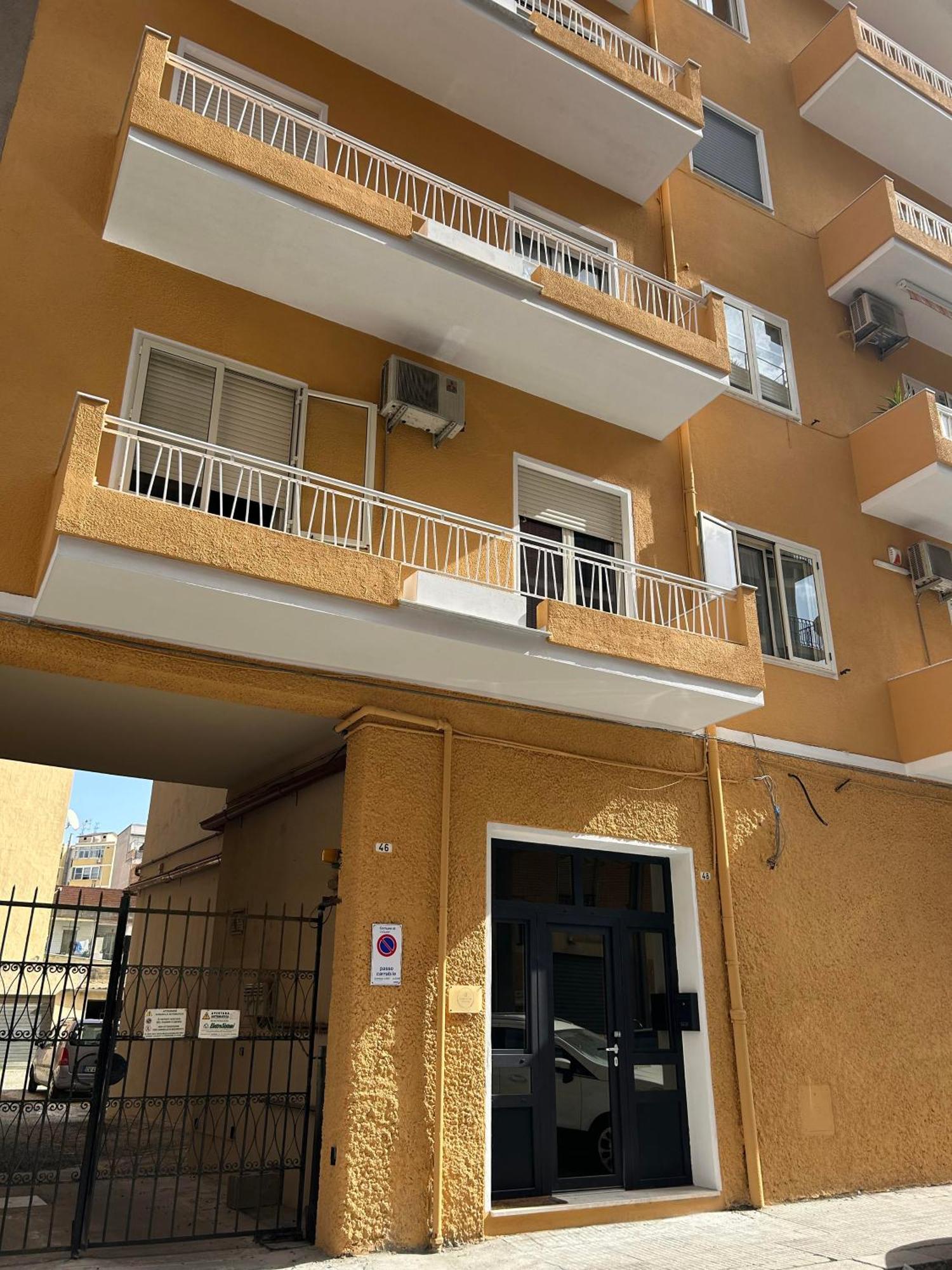 New 2024 Urban 48 Villa Cagliari Bagian luar foto